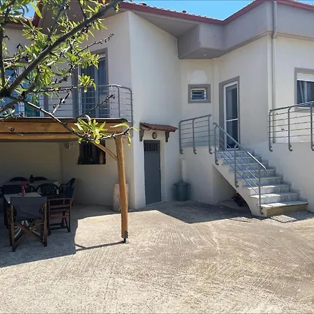 Christina's Garden View Casa *