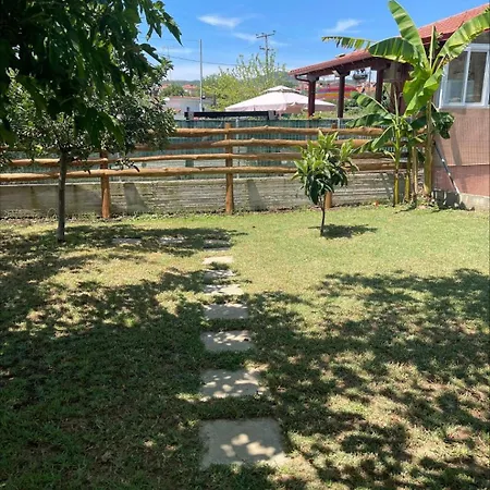 Christina's Garden View Casa Tatil Evi Metagkitsi