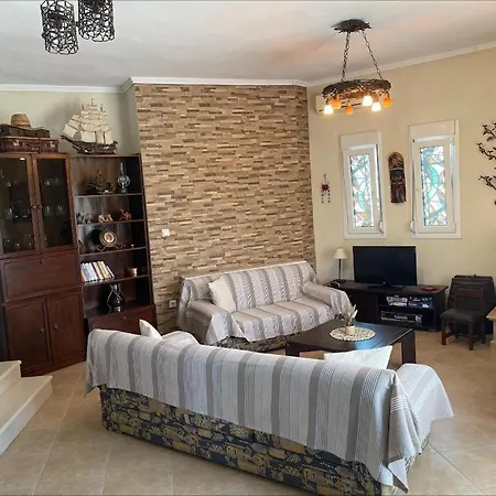 Christina's Garden View Casa Tatil Evi