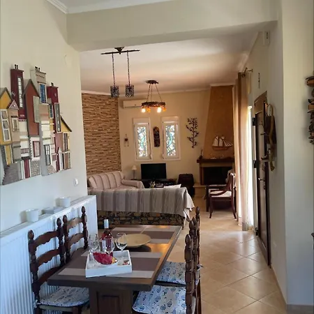 Christina's Garden View Casa Tatil Evi Metagkitsi